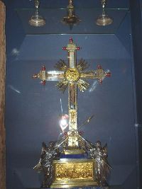 Санта-Кроче-ин-Джерусалемме. Реликварий с частью Животворящего Креста