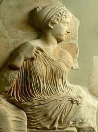 Диана (деталь бордюра в Парфеноне)